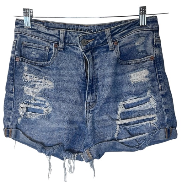 American Eagle Distressed Mom Jean Shorts size 6 - Picture 1 of 4